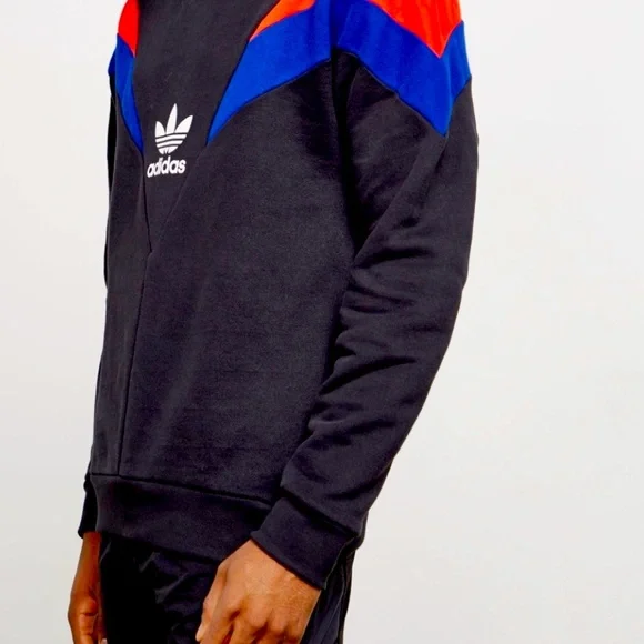 LOOSE FITRARE ADIDAS ‘NEVA CREW’ SWEATSHIRTUNISEX